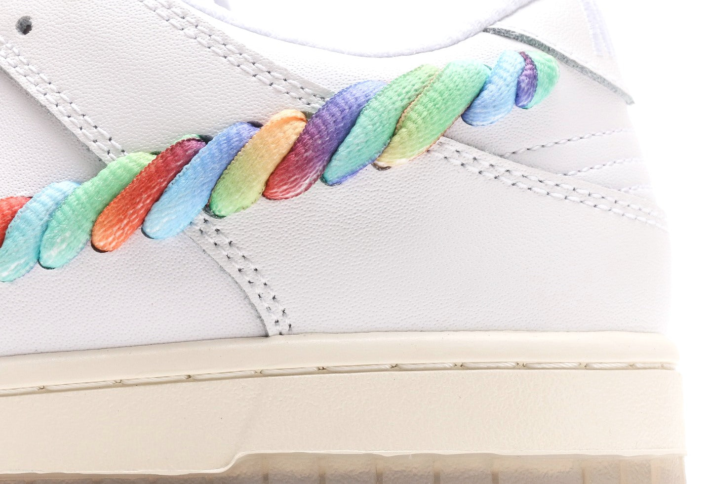 Dunk Low GS Rainbow Swoosh