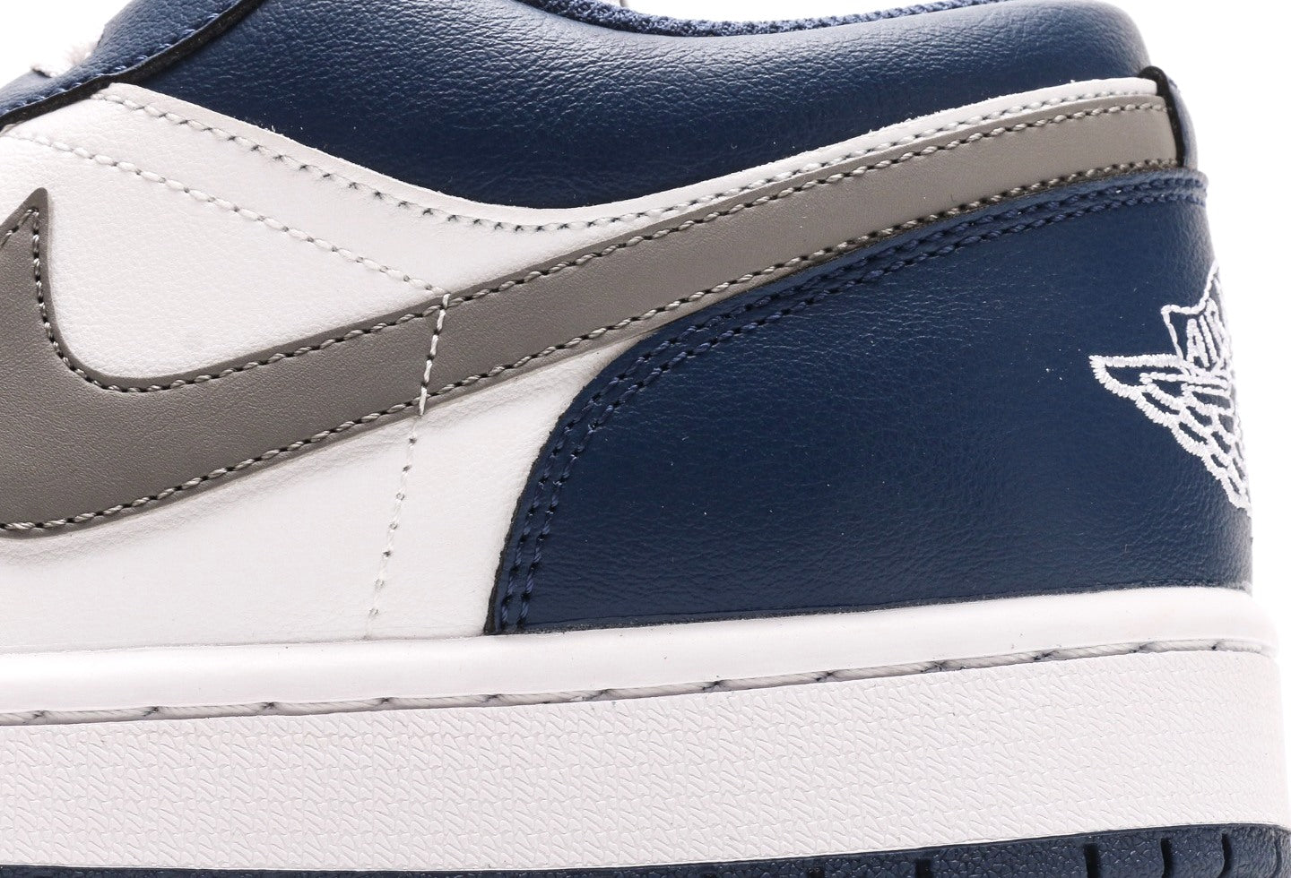 Air Jordan 1 Low Midnight Navy