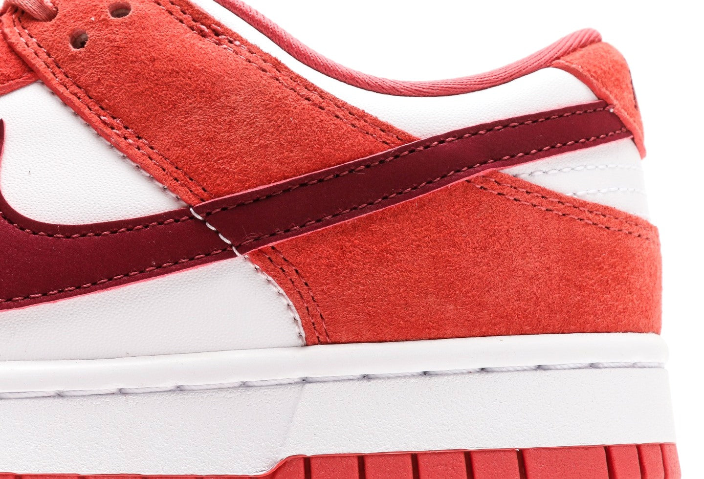 Dunk Low Valentine's Day [PK GOD]