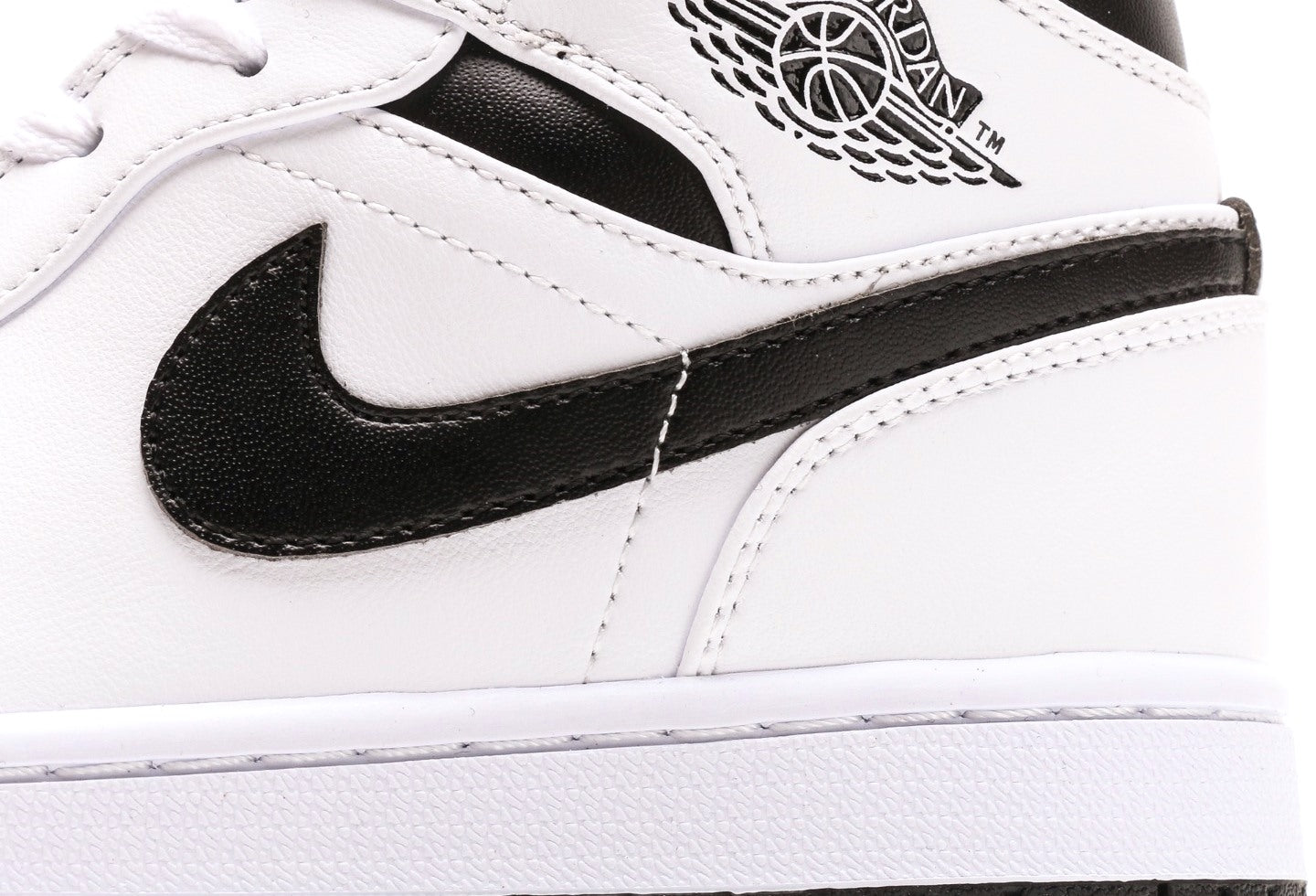Air Jordan 1 Mid 'White Black'
