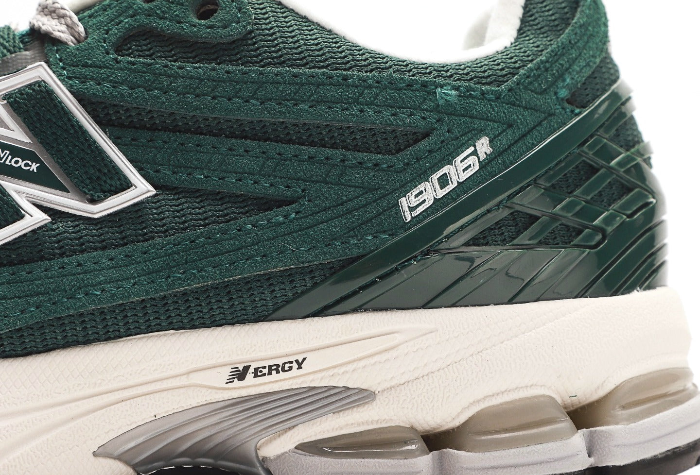 New Balance 1906R "Nightwatch Green"