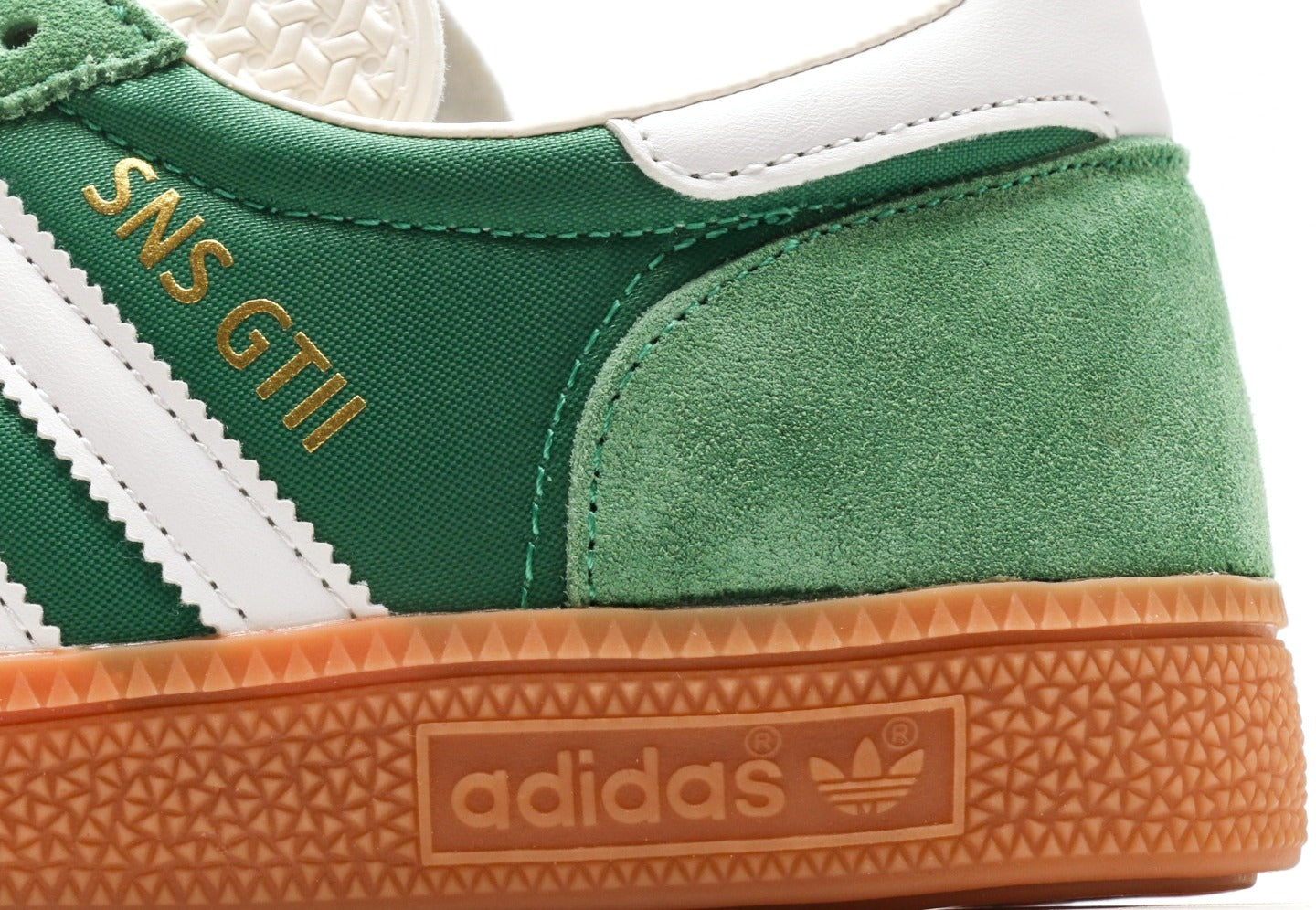 adidas x Sneakersnstuff SNS GT 2 "London"