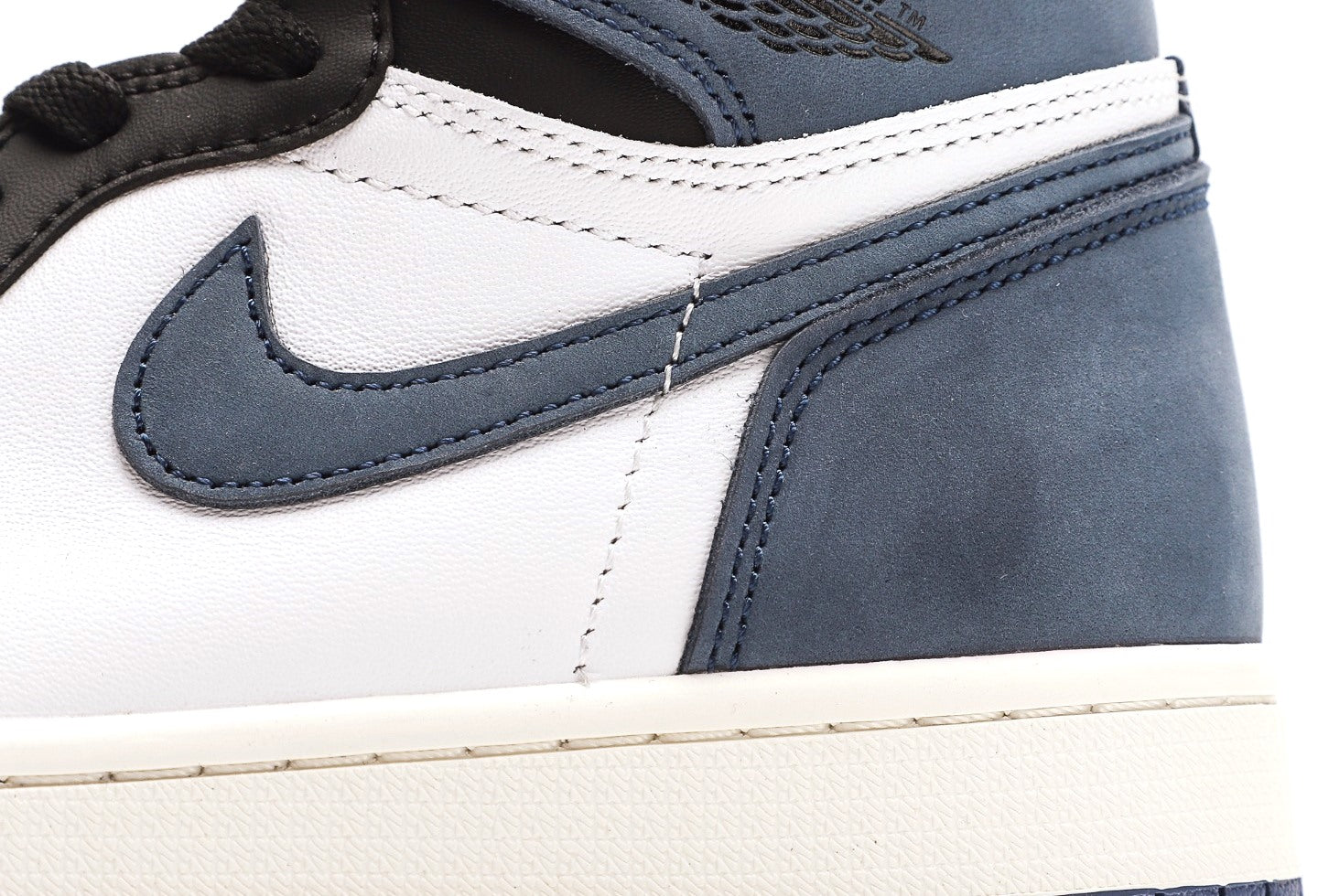 Air Jordan 1 Blue Moon
