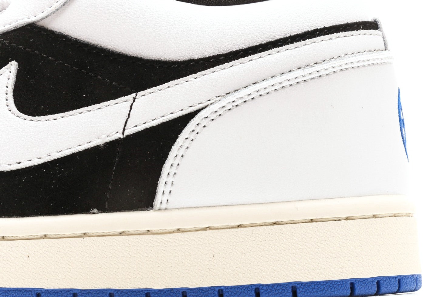 Air Jordan 1 Low Quai 54