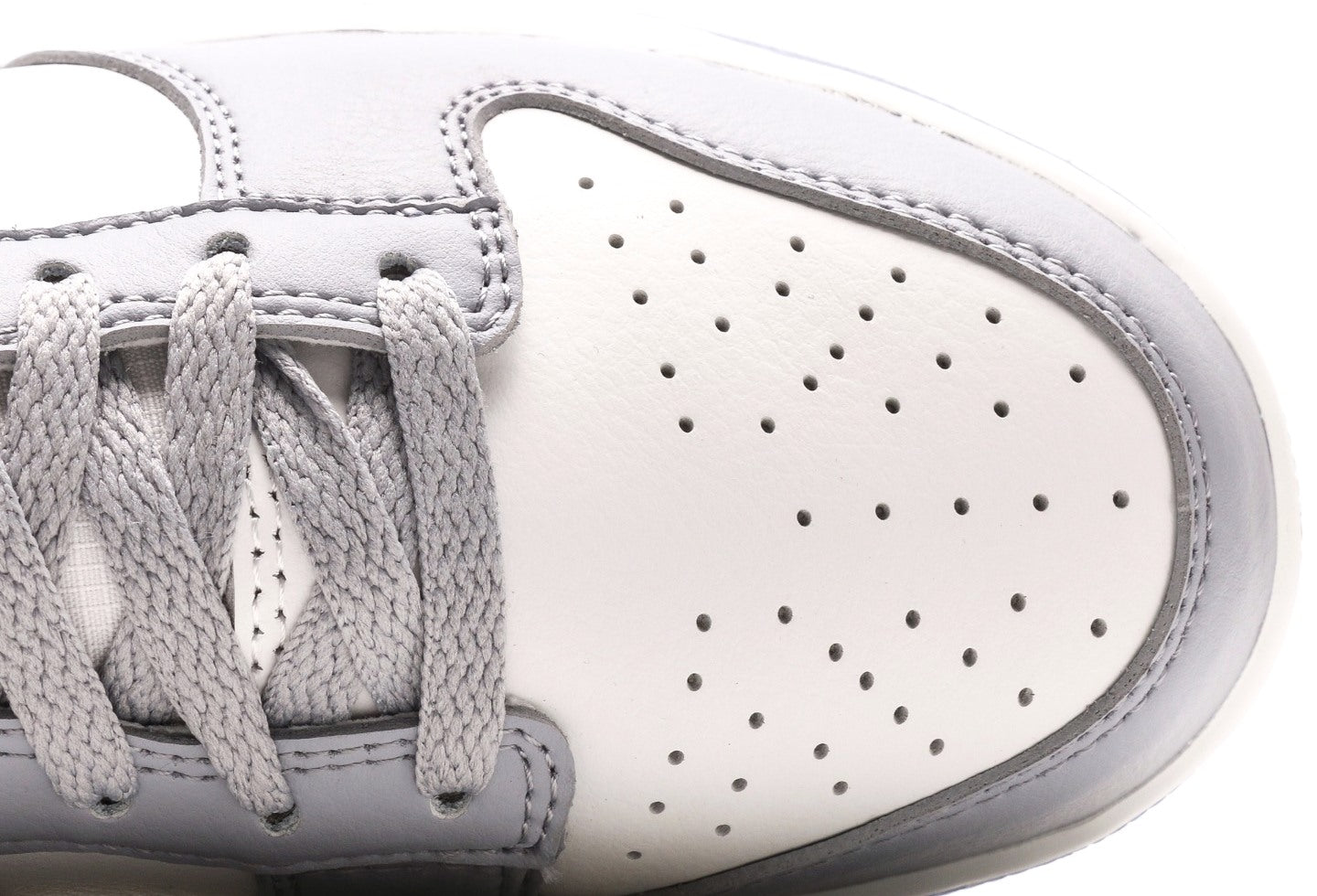 Dunk Low SE 'Light Carbon'