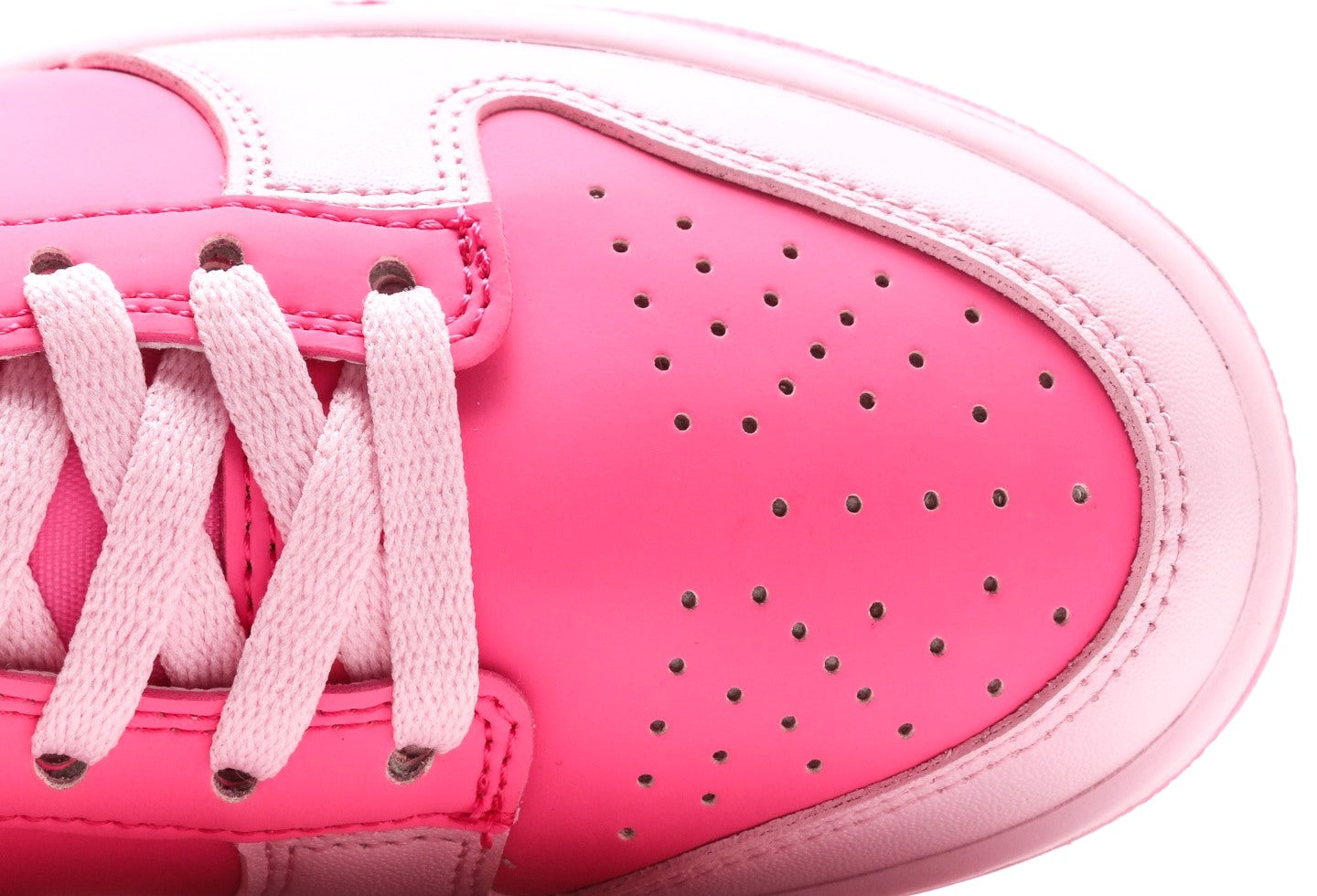 Dunk Low Hyper Pink