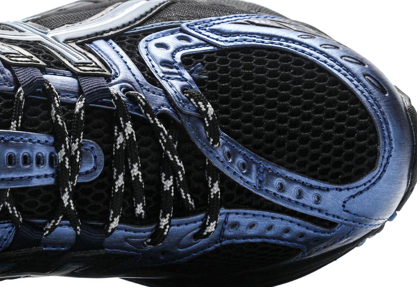 Gel-Nimbus 10.1 Grand Shark