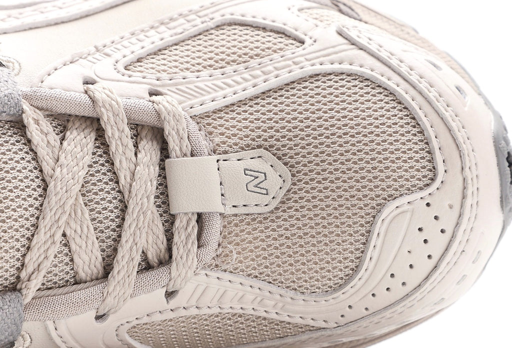 New Balance 1906R “White Grey”