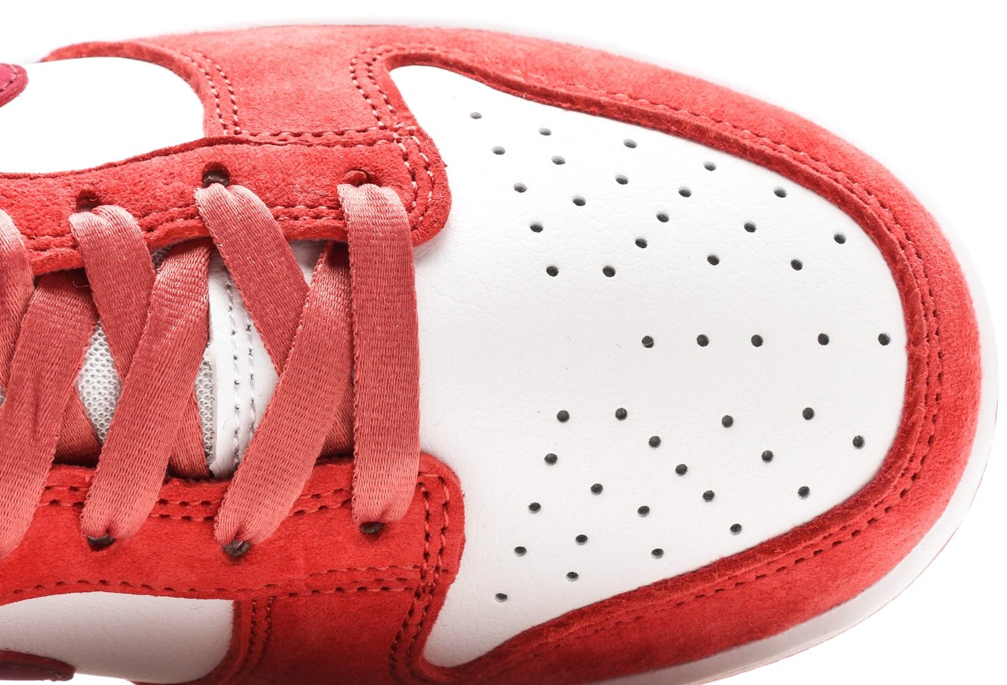 Dunk Low Valentine's Day