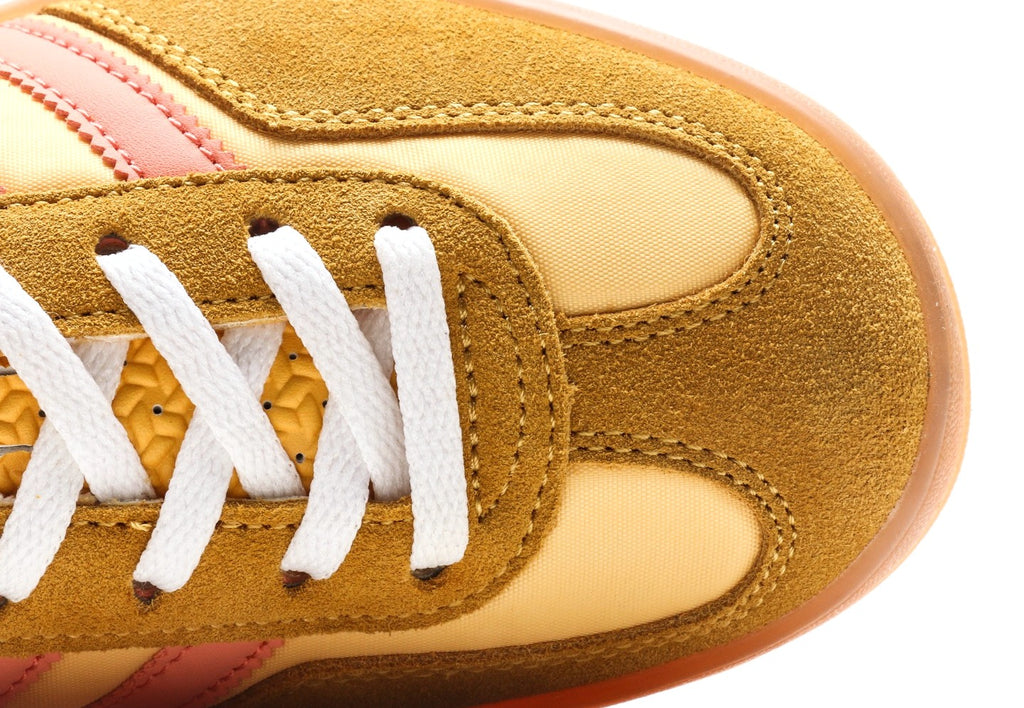 Gazelle Indoor "Semi Spark Wonder Clay"