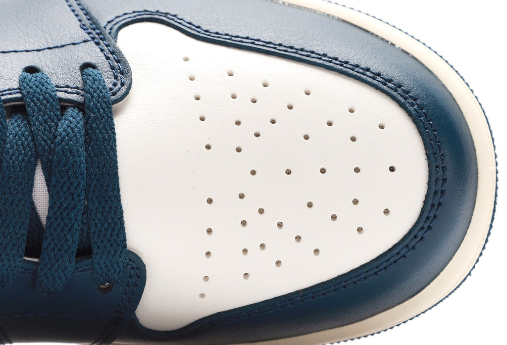 Air Jordan 1 Mid Sky J French Blue