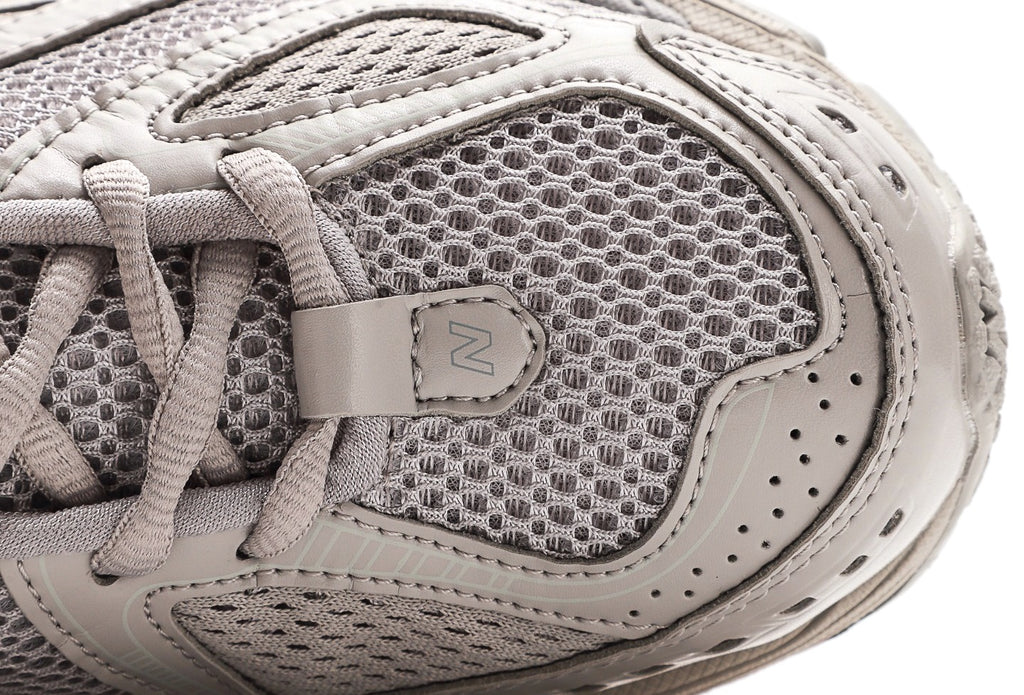 New Balance 1906R Grey