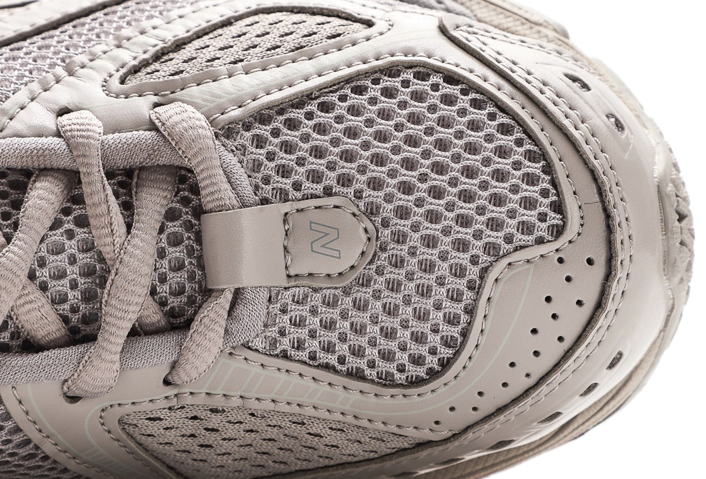 New Balance 1906R Grey