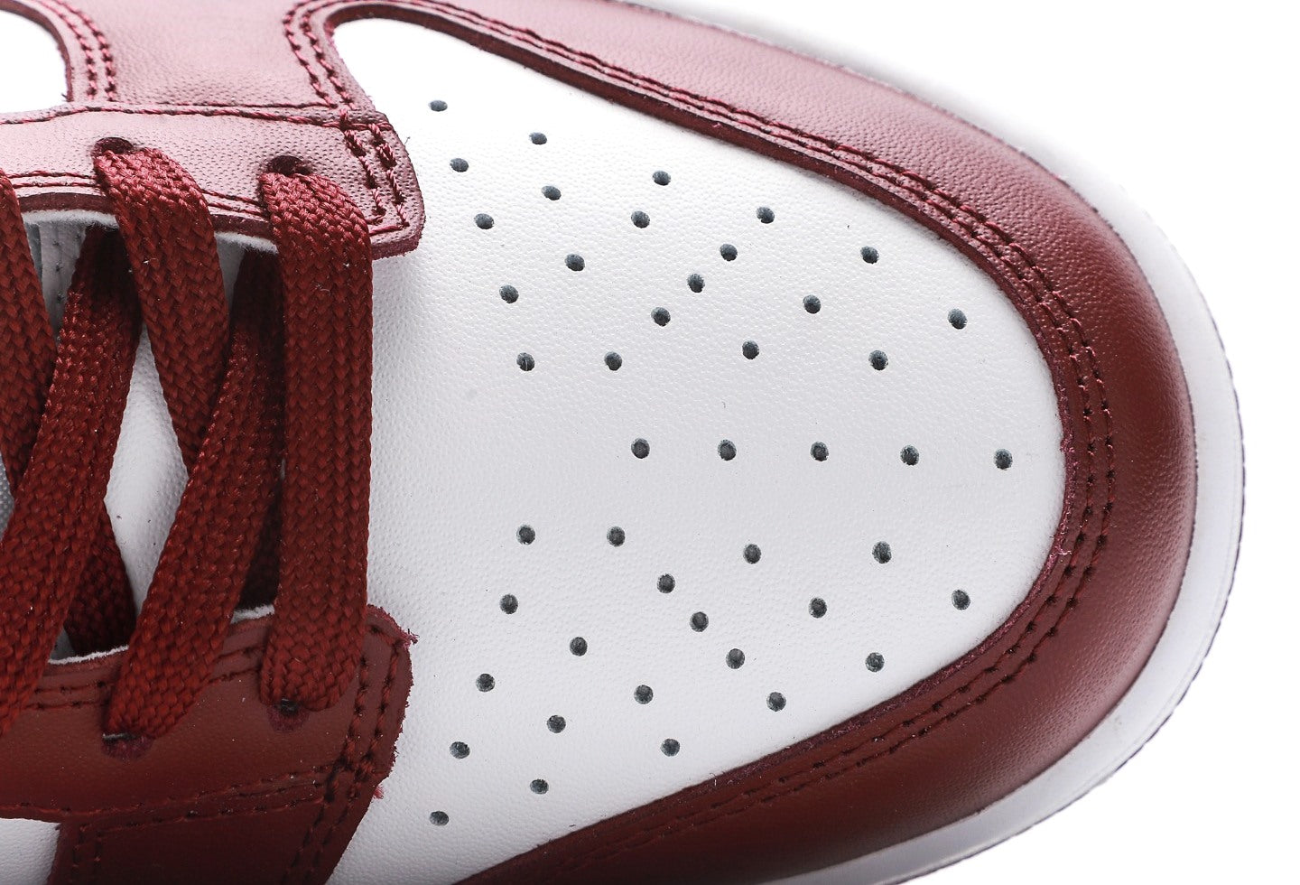 Dunk Low Bordeaux Dark Beetroot