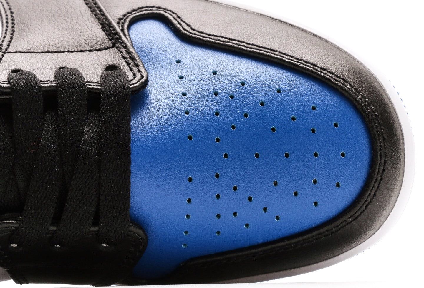 Air Jordan 1 Low Royal Toe