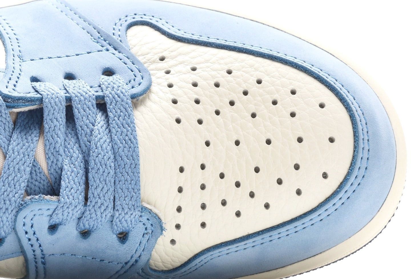 Air Jordan 1 High OG First in Flight