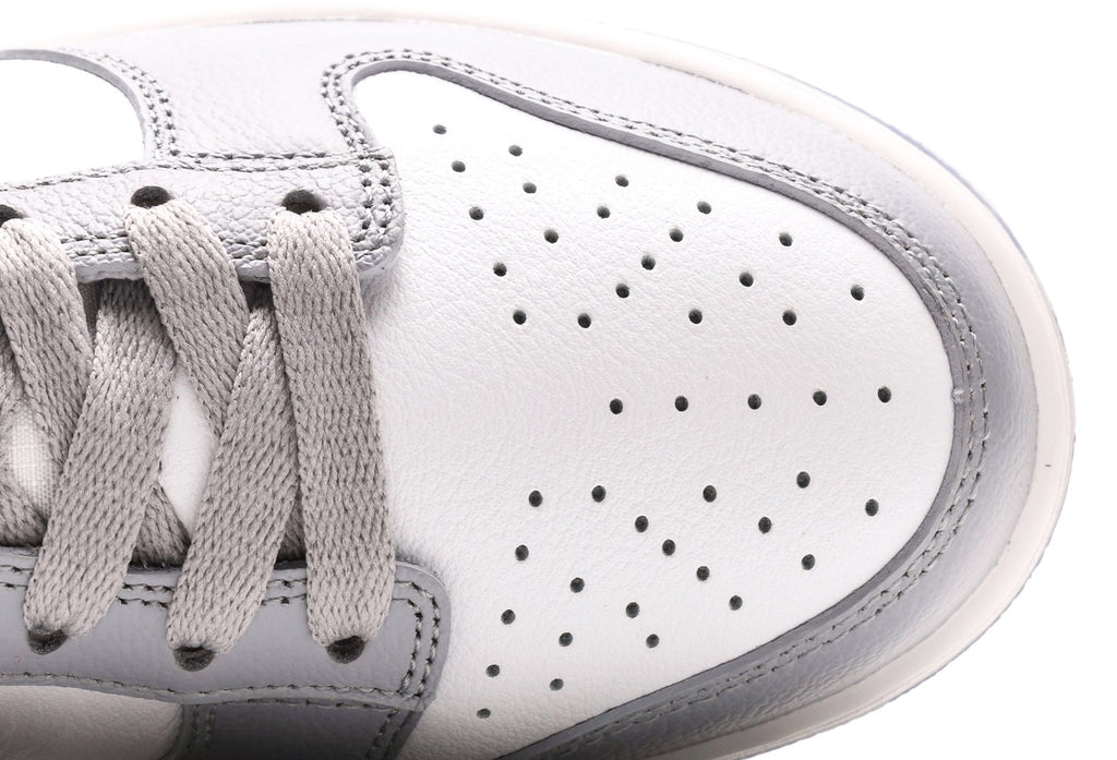 Dunk Low SE 'Light Carbon' [PK GOD]