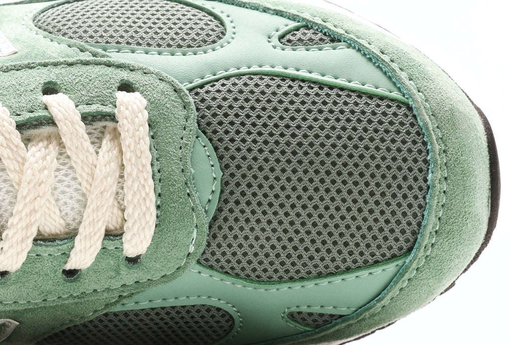 New Balance 993 "Chive"
