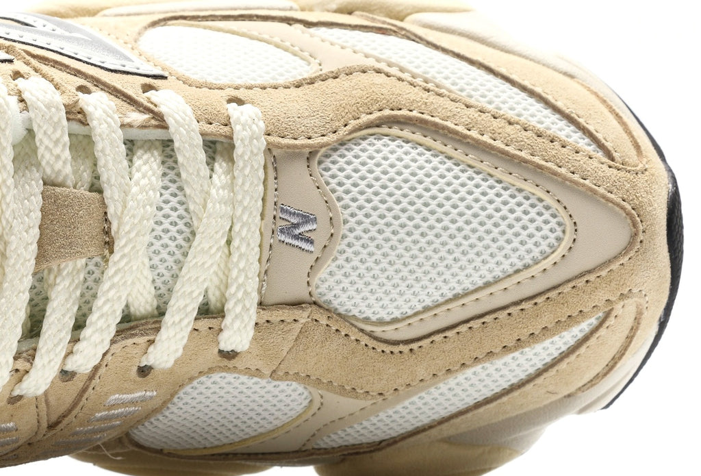 New Balance 9060 "Calcium/Sea Salt"