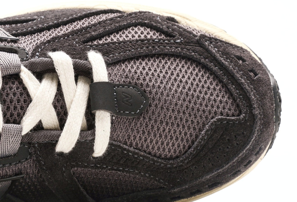 New Balance 1906R "Phantom Dark Mushroom"