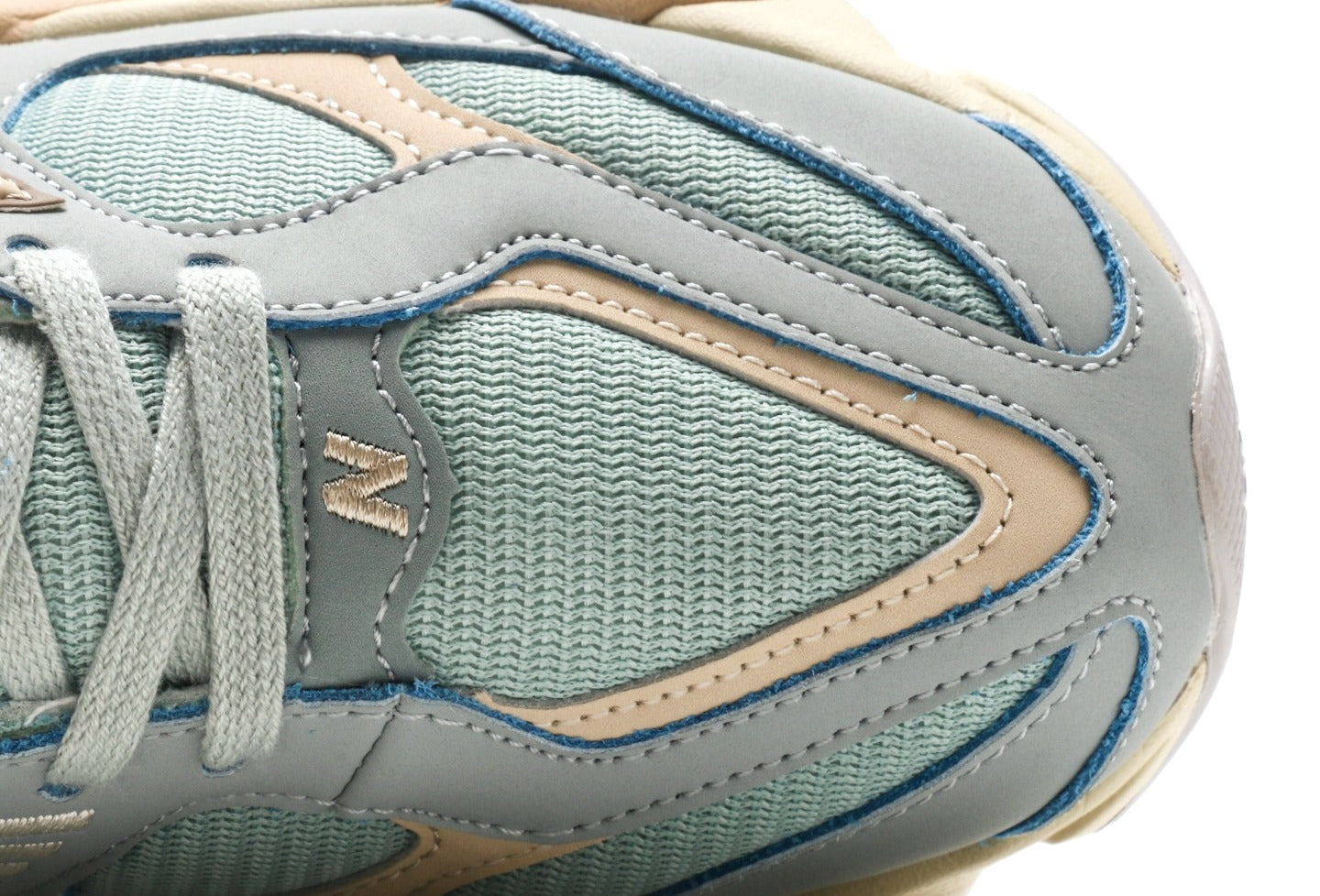 New Balance 9060 “Blue Haze”