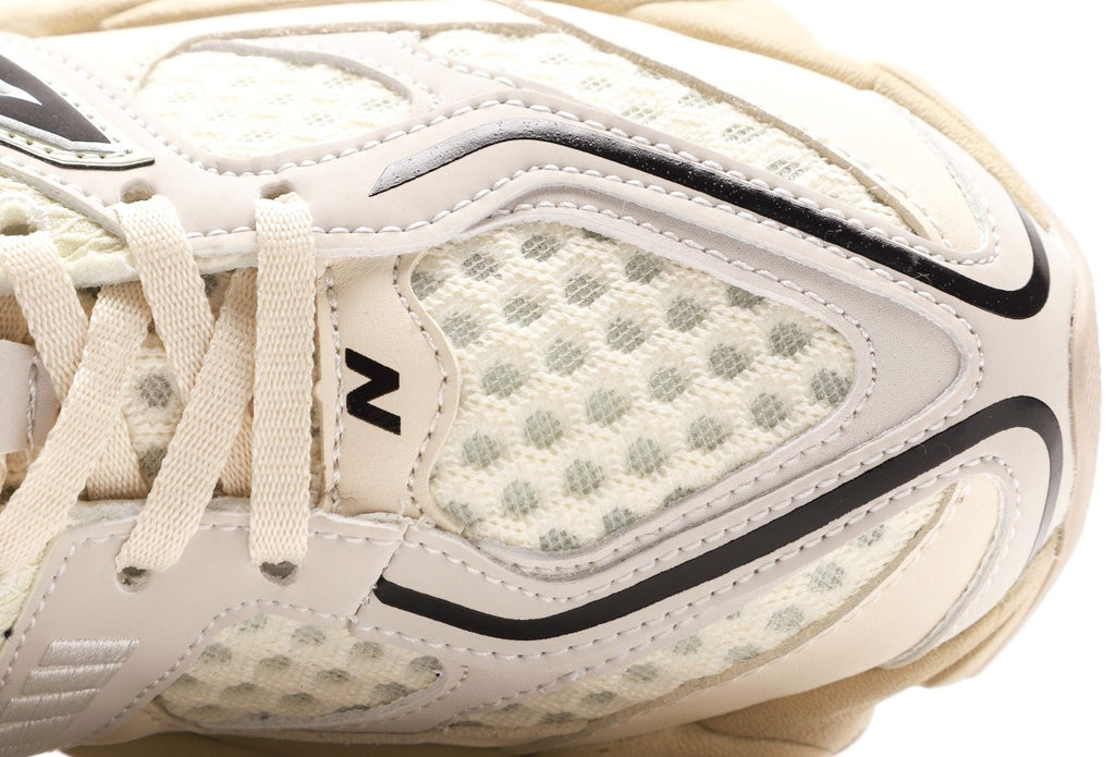 New Balance 9060 Turtledove Black