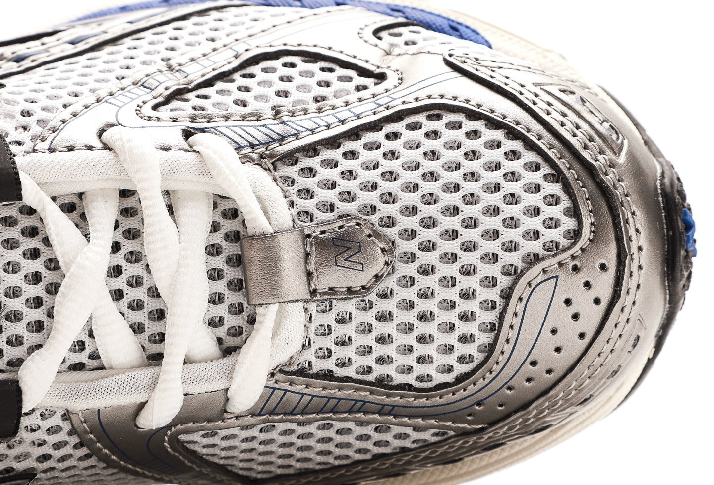 New Balance 1906R Silver Metallic