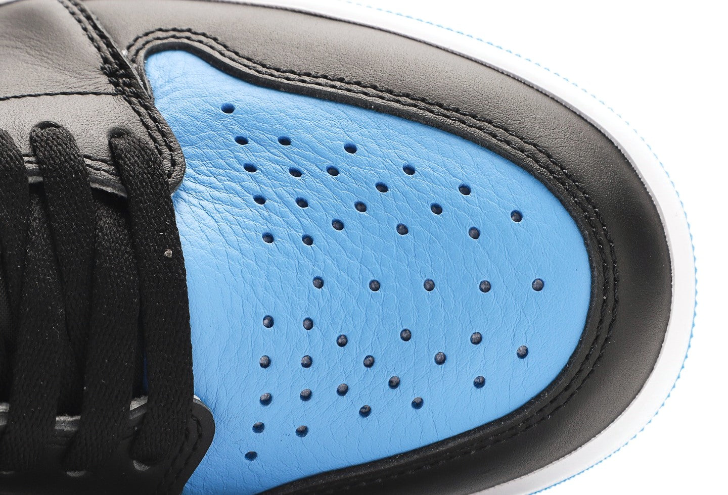Air Jordan 1 Retro High OG “University Blue/Black” [PK GOD]