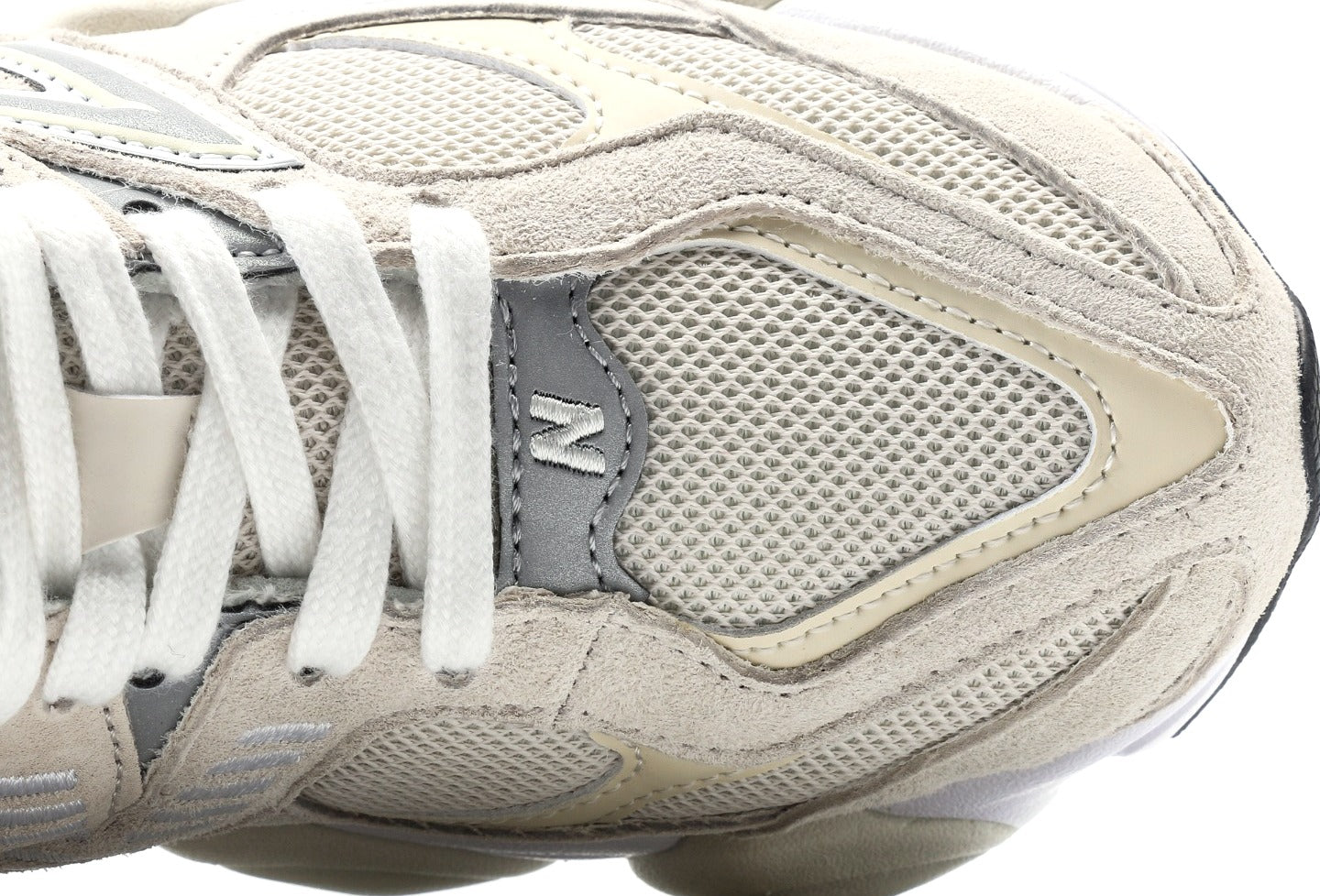New Balance 9060 Sea Salt Moonbeam