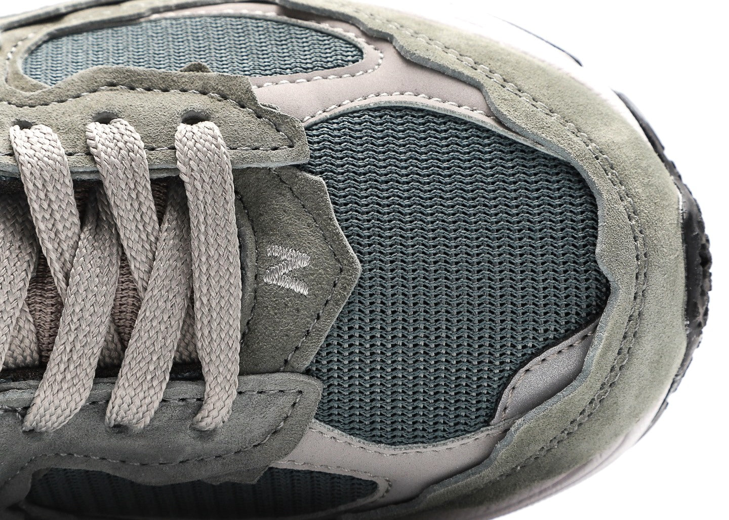 New Balance 2002R Protection Pack