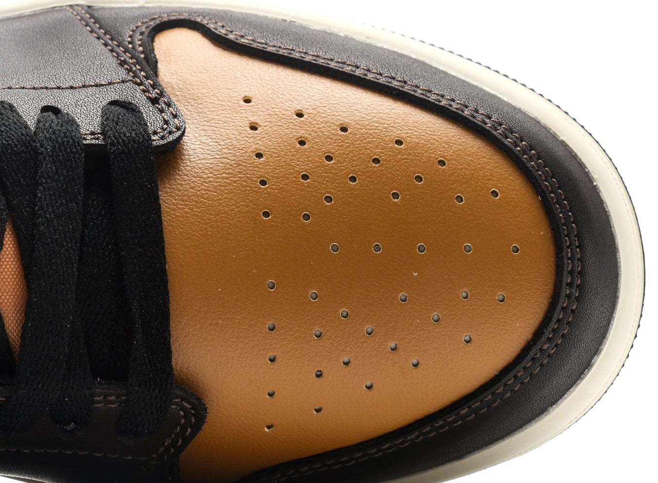 Air Jordan 1 Low Flax Baroque Brown