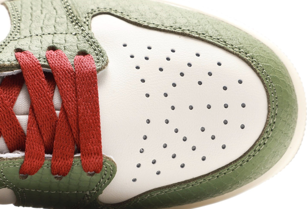 Air Jordan 1 Retro Low OG 'Year of the Dragon'