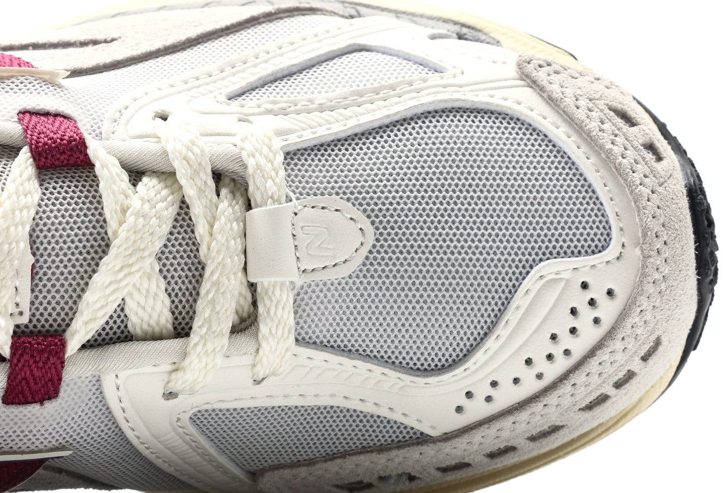 New Balance 1906R "Sea Salt Radiant Purple"