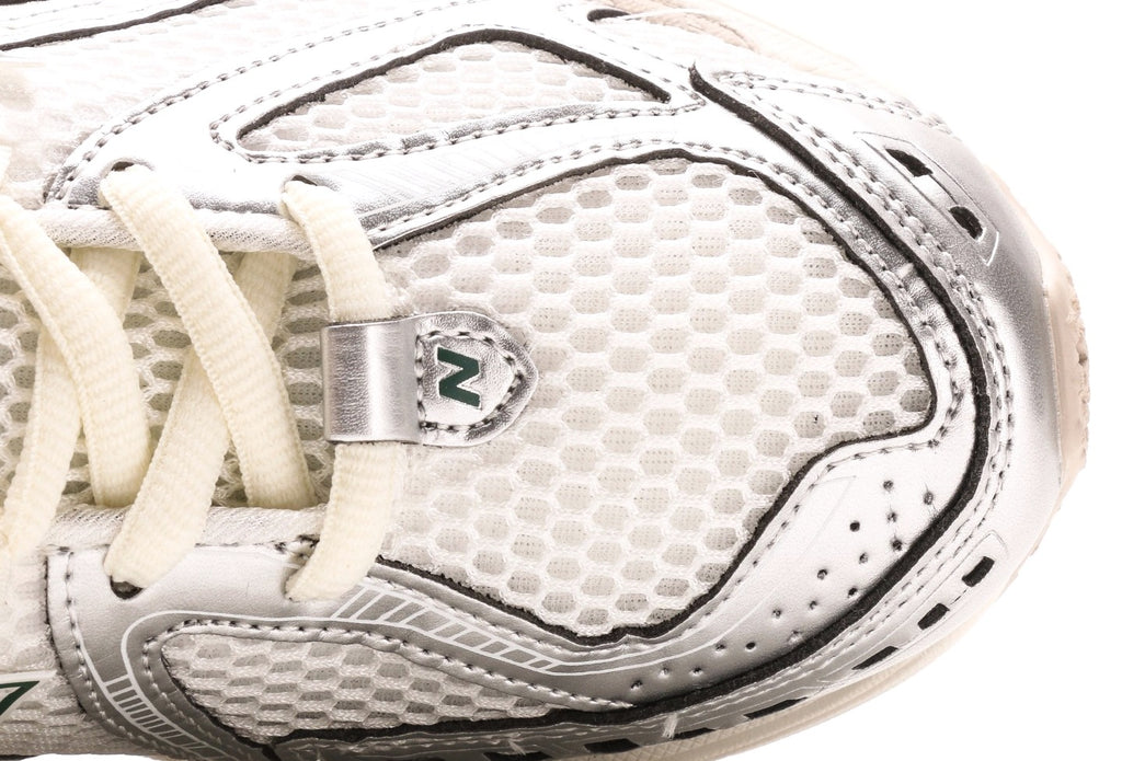 New Balance M1906RV1 Silver Metallic Sea Salt