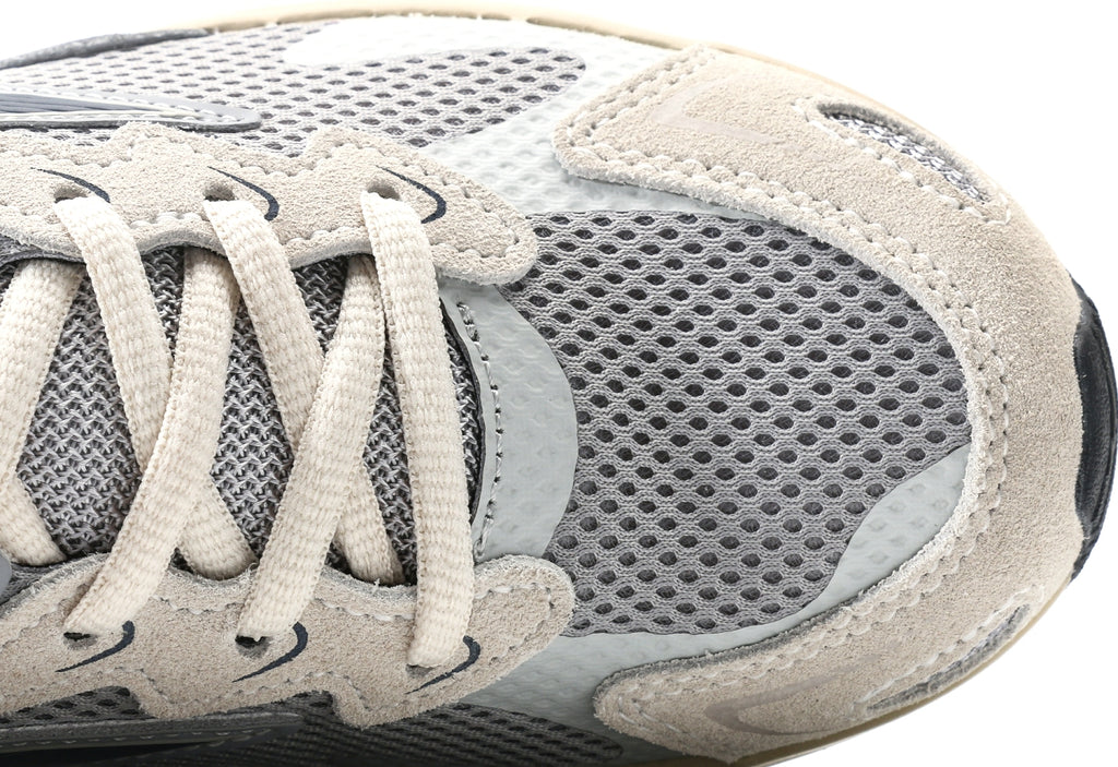 Mizuno RACER S