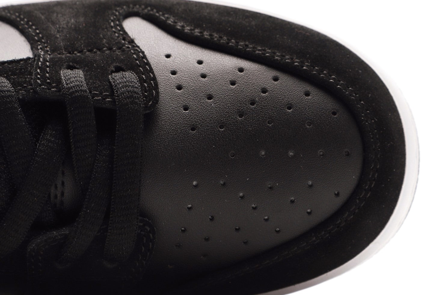 SB Dunk Low Takashi