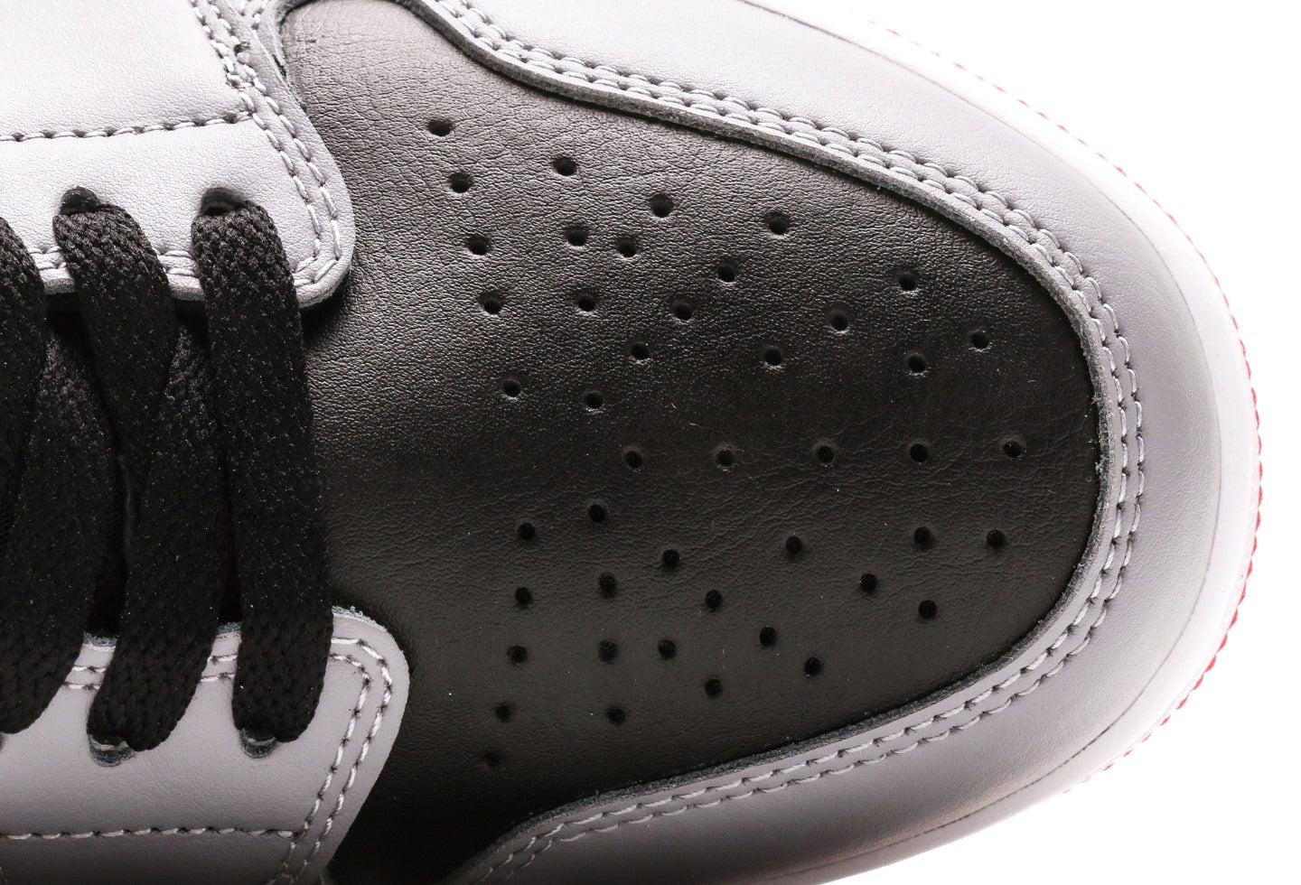 Air Jordan 1 Low "Black Cement/Fire Red"