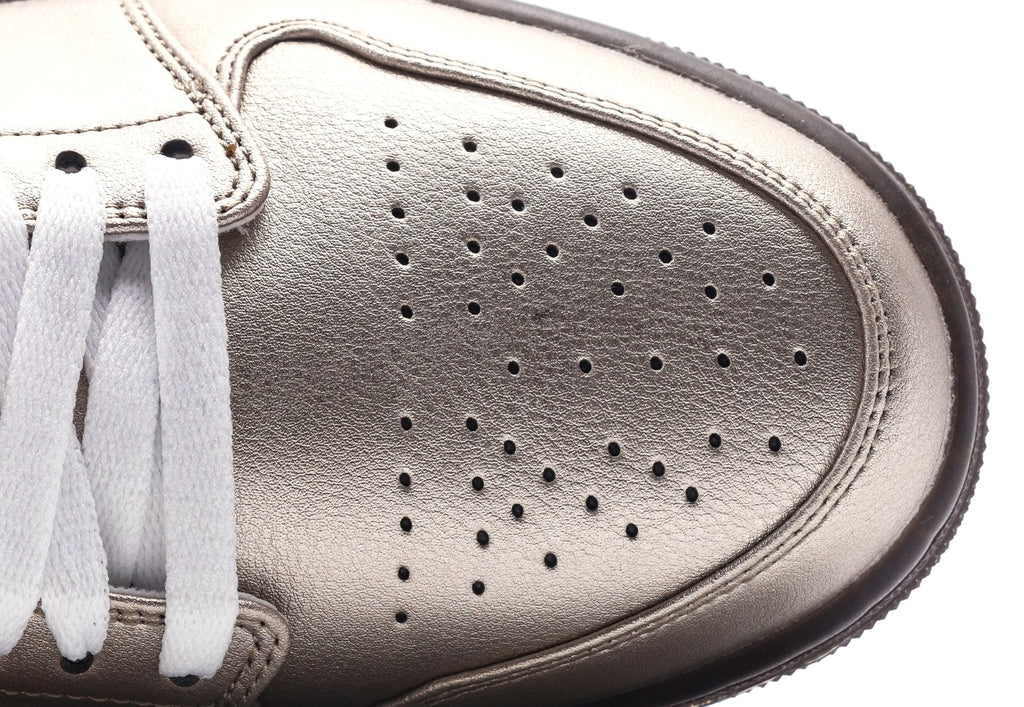 Air Jordan 1 Low SE "Metallic Zinc"
