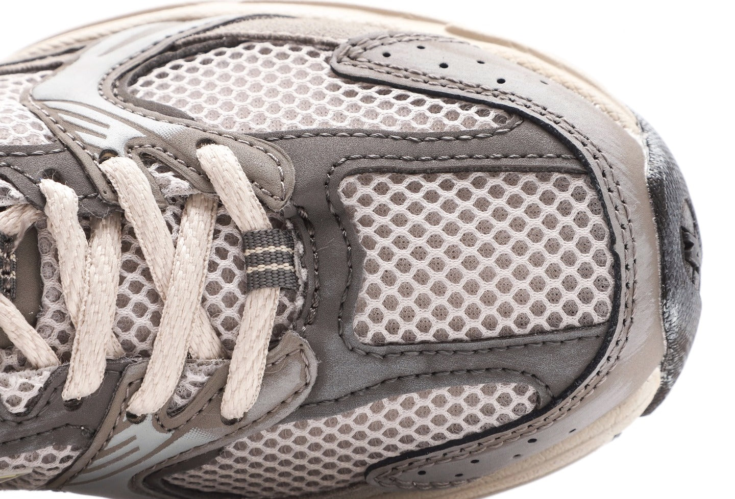 New Balance 530 "Silver Khaki"