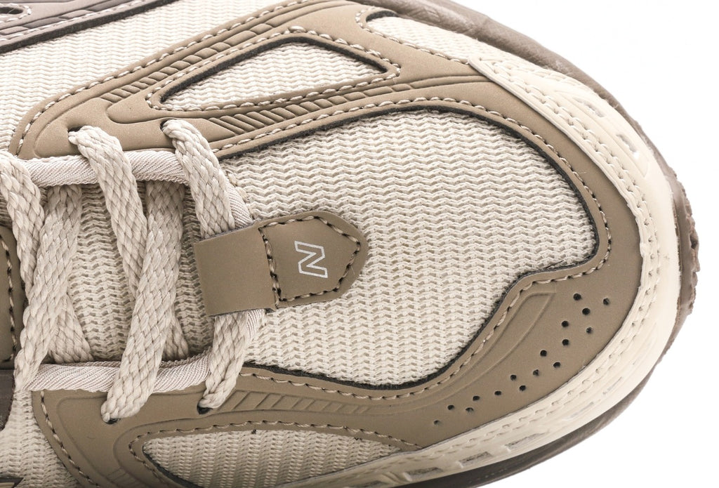 New Balance 1906R "Mocha"