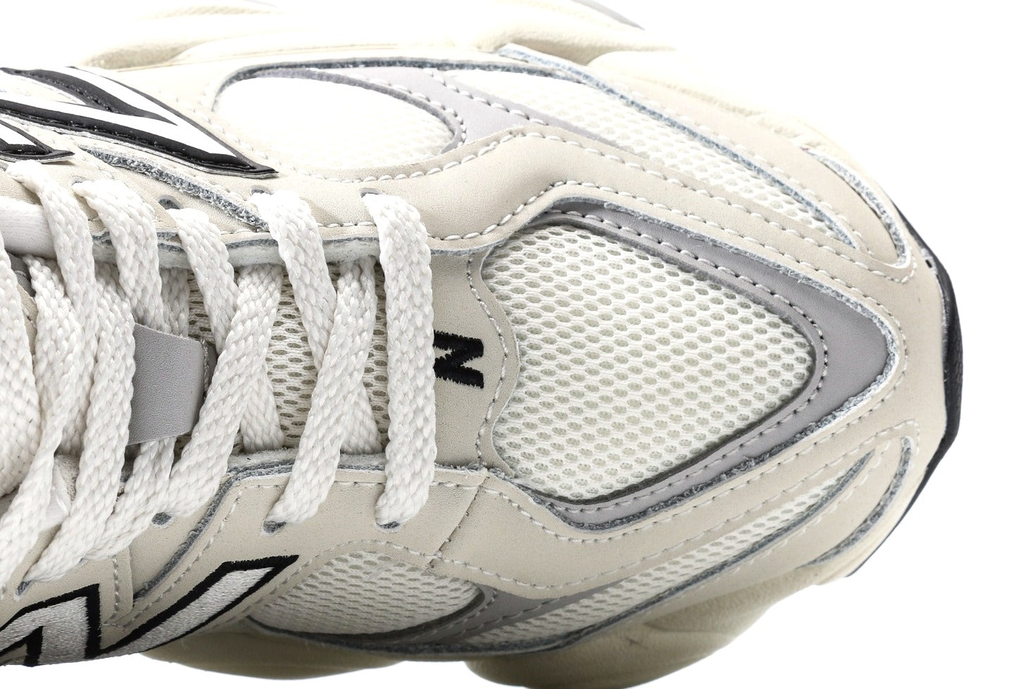 New Balance 9060 "Sea Salt/Rain Cloud/Black"