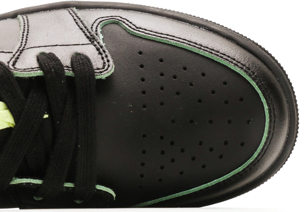 Air Jordan 1 Low SE  "Black Vapor Green"