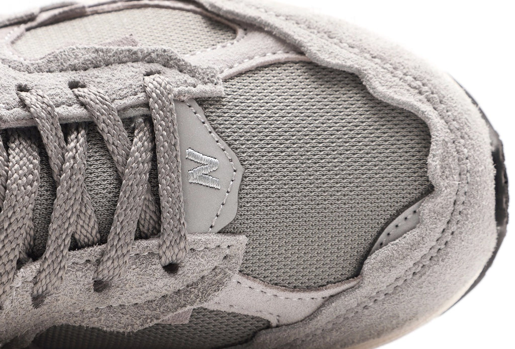 New Balance 2002R Protection Pack Grey