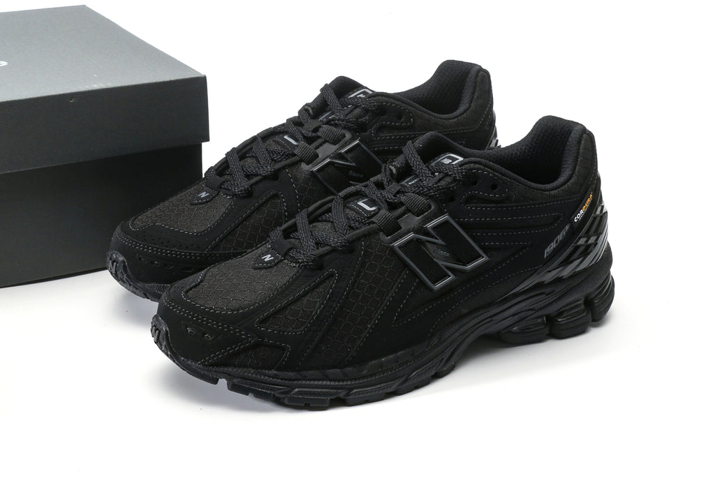 New Balance 1906R "Cordura Pack"