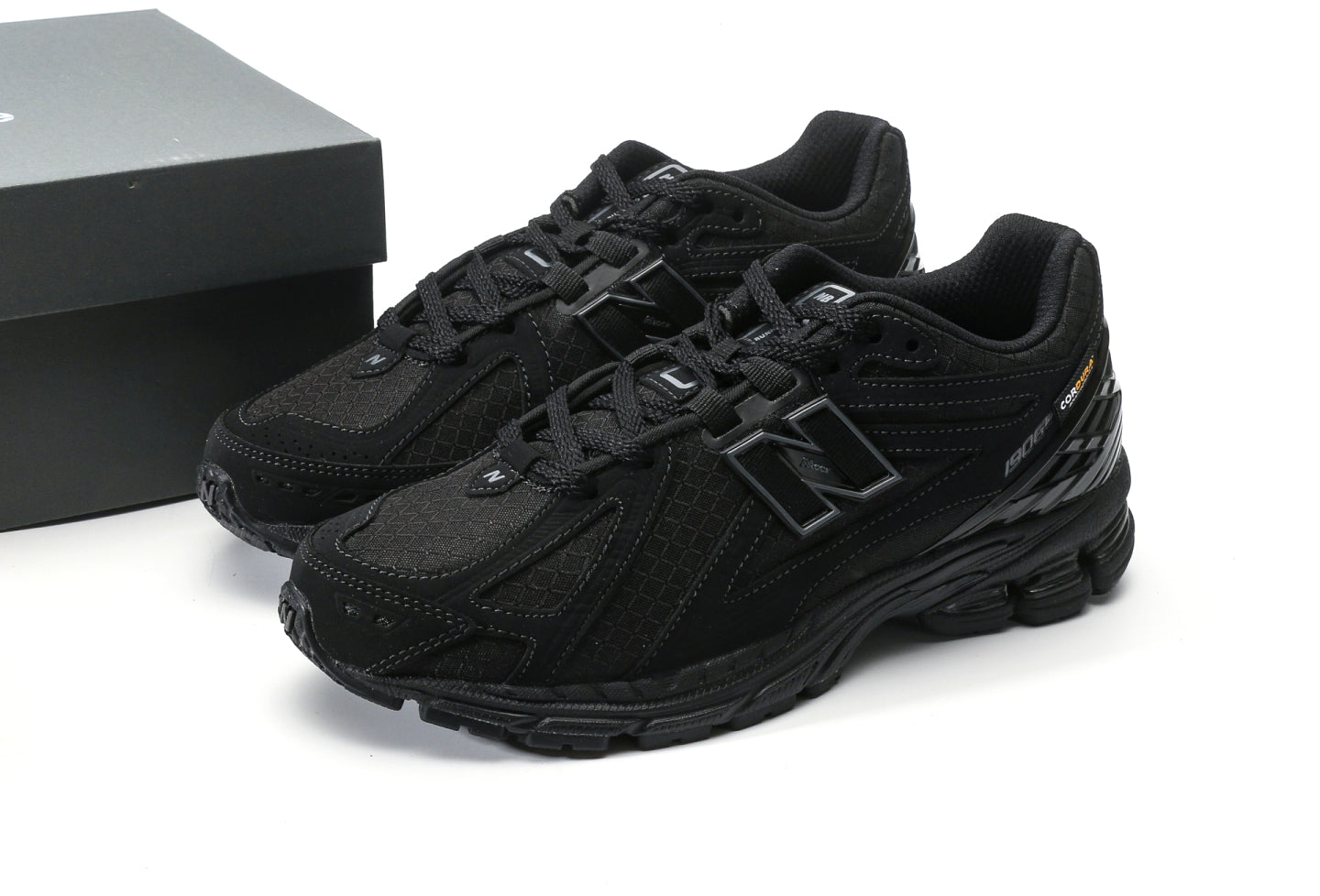 New Balance 1906R "Cordura Pack"