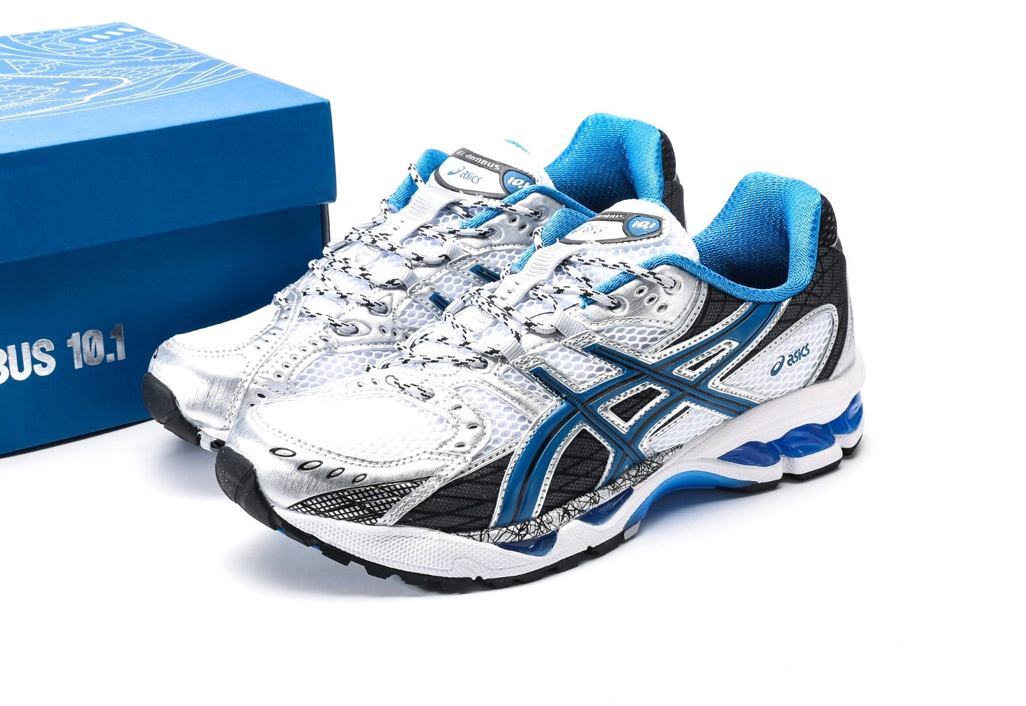 Gel-Nimbus 10.1 "White & Directoire Blue"