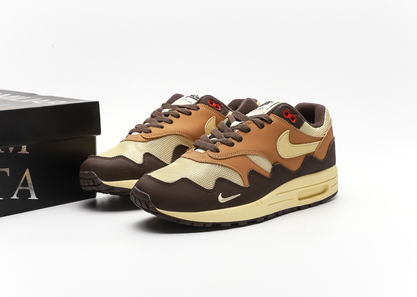 Patta x Air Max 1