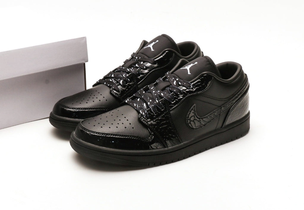 Air Jordan 1 Low "Black Patent"