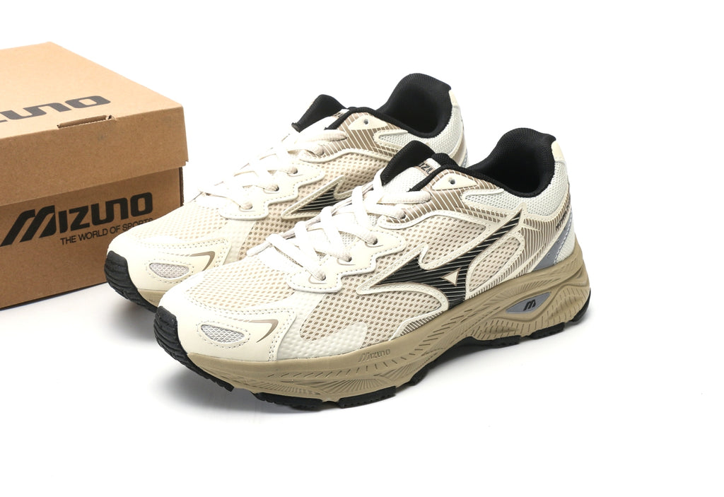 Mizuno RACER S