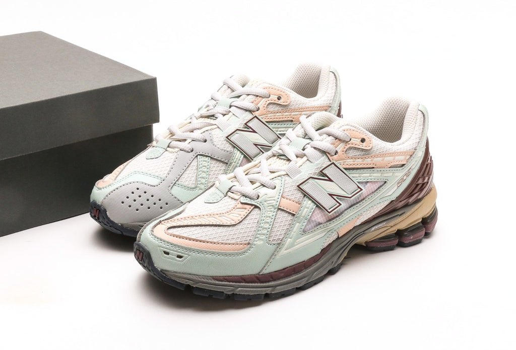 New Balance 1906U "Clay Ash"